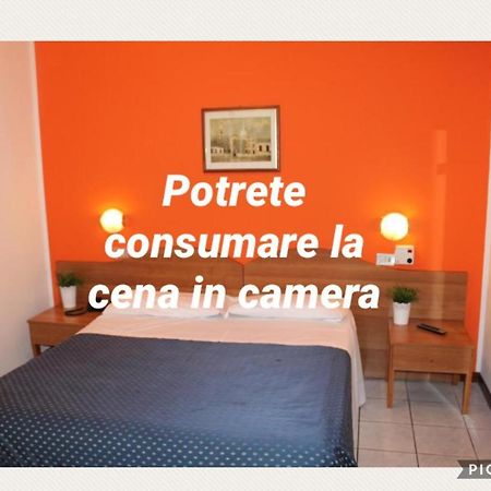 Hotel Catalani E Madrid Milánó Kültér fotó