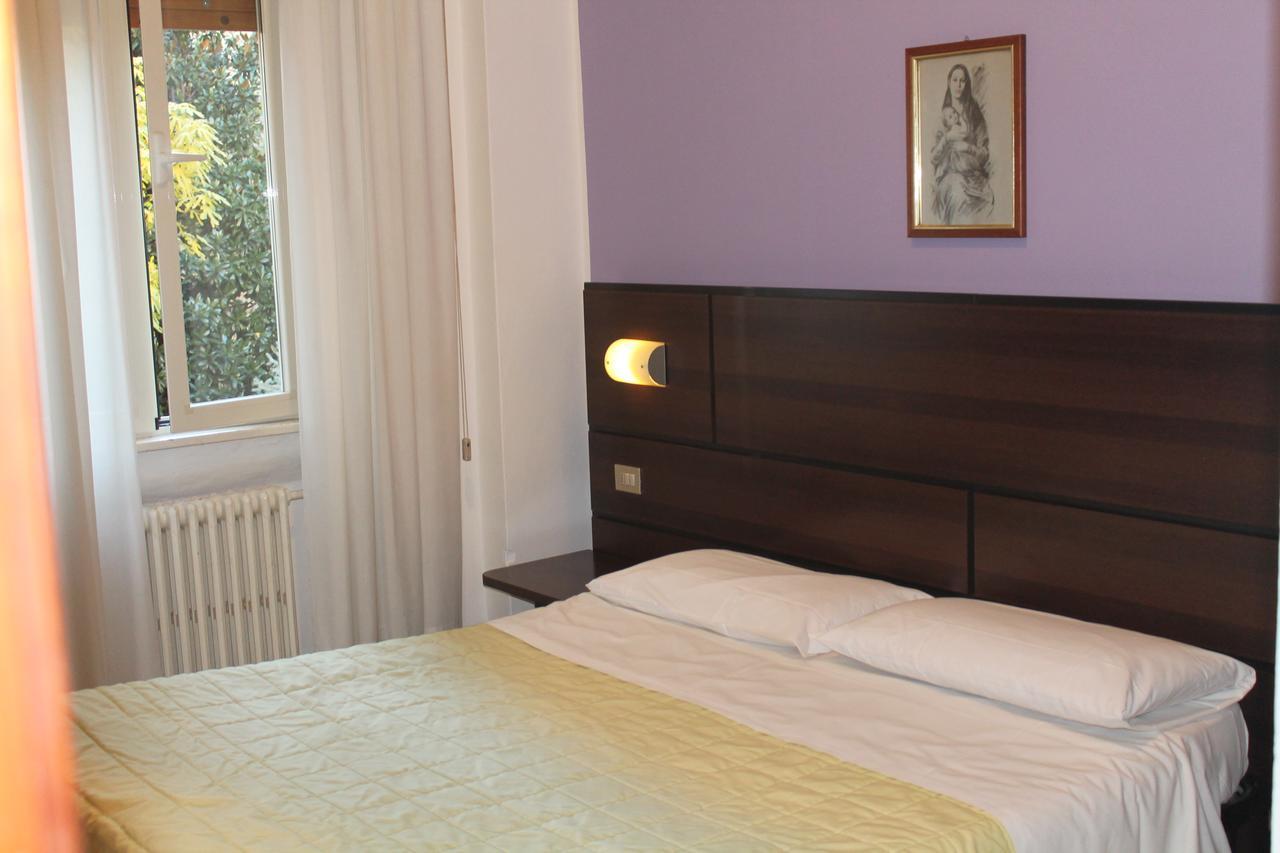 Hotel Catalani E Madrid Milánó Kültér fotó
