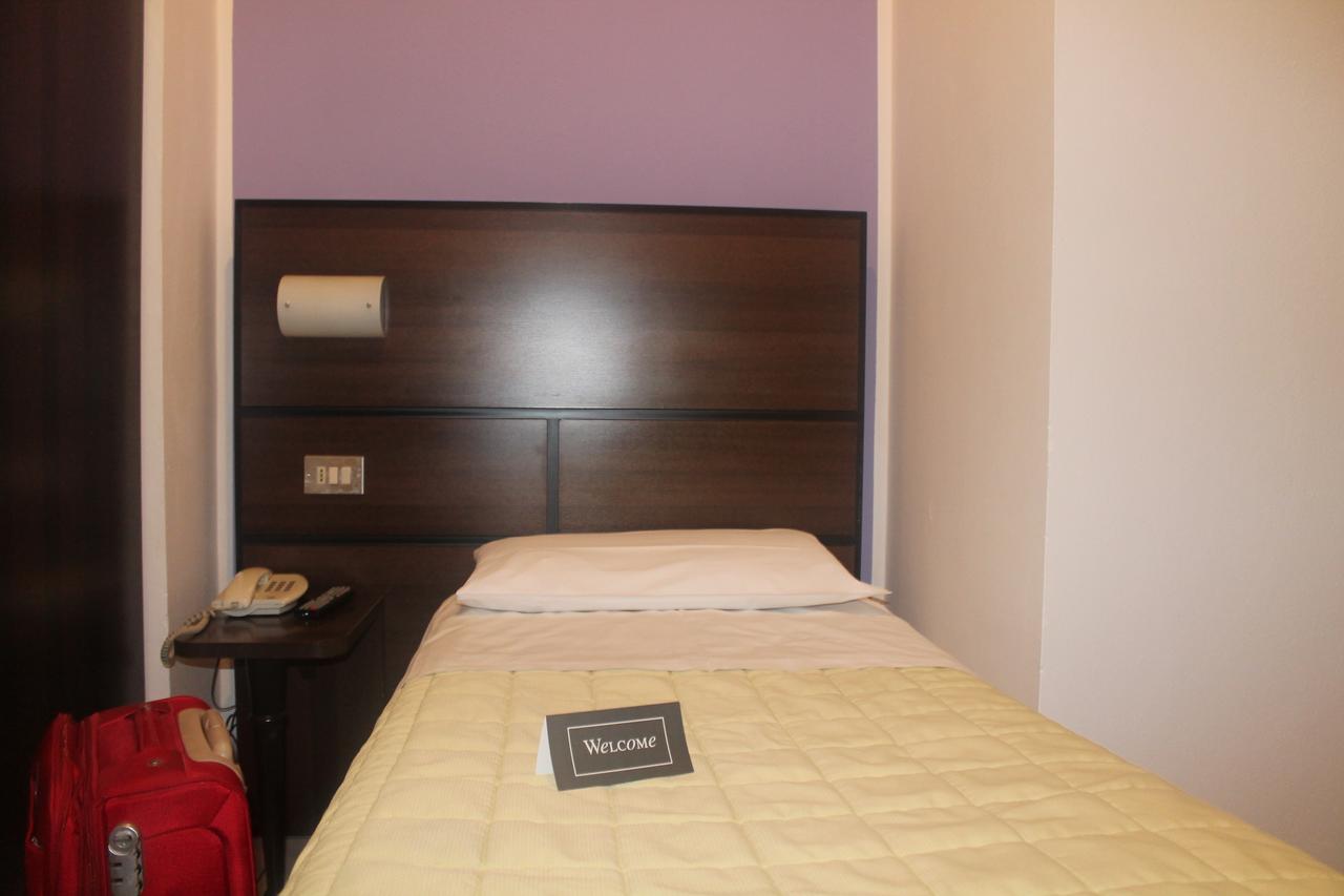 Hotel Catalani E Madrid Milánó Kültér fotó