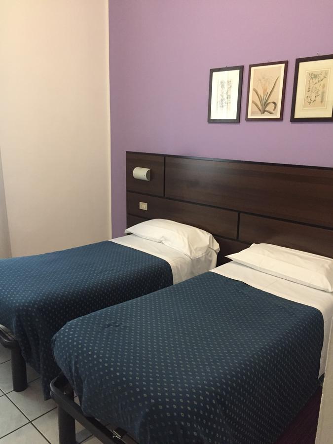Hotel Catalani E Madrid Milánó Kültér fotó
