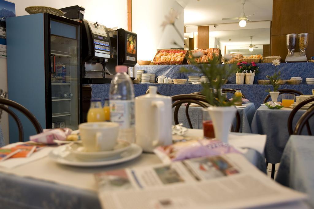 Hotel Catalani E Madrid Milánó Kültér fotó